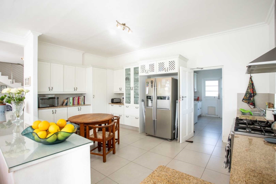 To Let 4 Bedroom Property for Rent in Val De Vie Estate Western Cape
